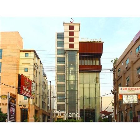 Hotel D Grand, 바레일리 외부 사진